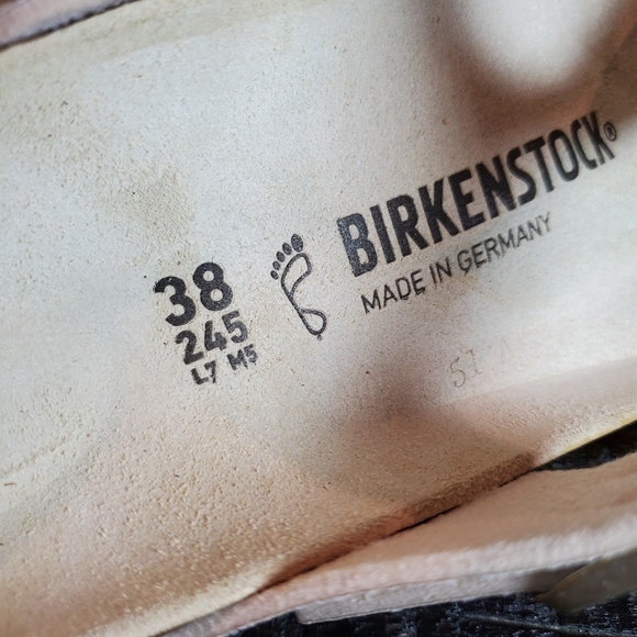 Birkenstock Gizeh Sandals Womens Mens Sizing Regular Shiny Python Eggshell - Picture 9 of 11